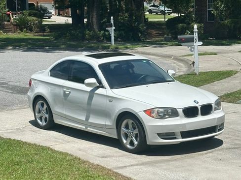 Used 2011 BMW 128i Coupe RWD image 8