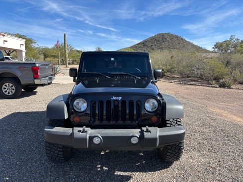 Used 2010 Jeep Wrangler Sport w/ Black Appearance Group image 6