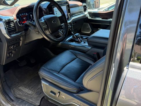 Used 2021 Ford F150 Lariat w/ Equipment Group 502A High AWD/4WD image 12