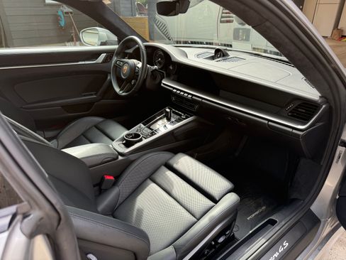Used 2020 Porsche 911 Carrera 4S image 12