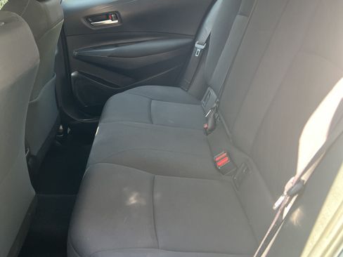 Used 2020 Toyota Corolla LE FWD image 12
