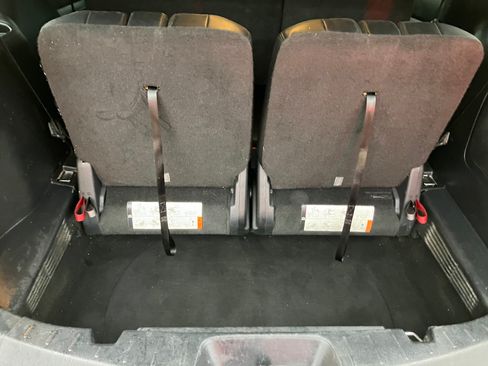 Used 2016 Ford Explorer XLT w/ Equipment Group 202A image 12