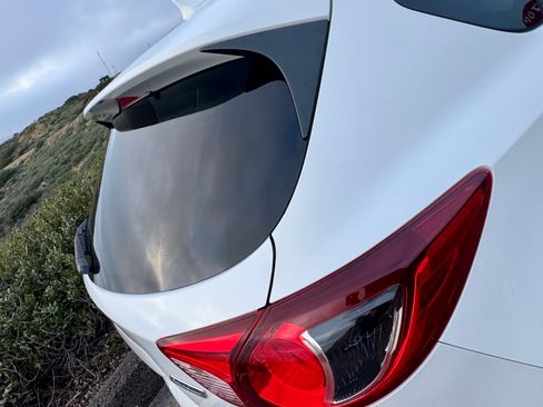 Used 2013 MAZDA CX-5 Touring w/ Touring Tech Pkg image 8