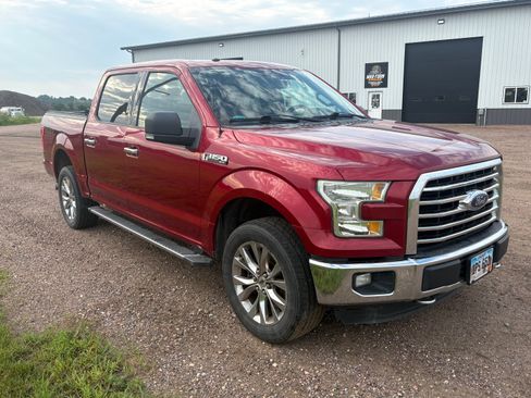 Used 2016 Ford F150 XLT w/ Equipment Group 302A Luxury AWD/4WD image 5