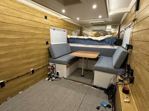 Used 2020 Ford F550 4x4 Crew Cab Super Duty image 6