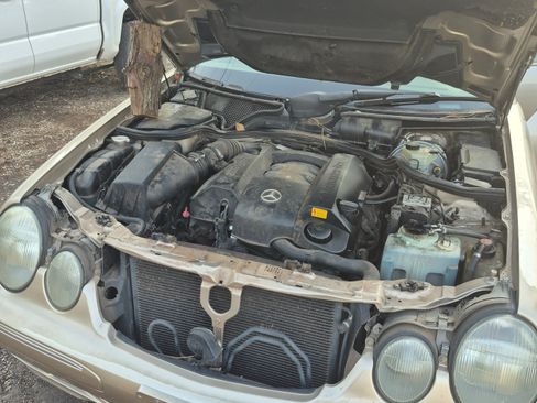 Used 2003 Mercedes-Benz E 320 Wagon image 13