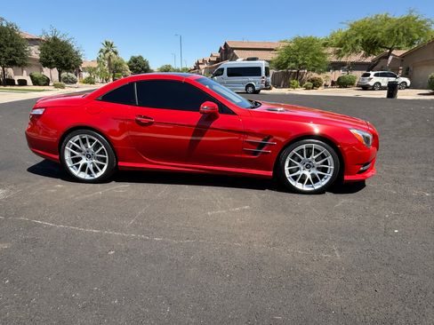 Used 2013 Mercedes-Benz SL 550 image 9