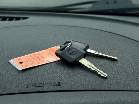 Used 2016 Nissan Versa S image 30