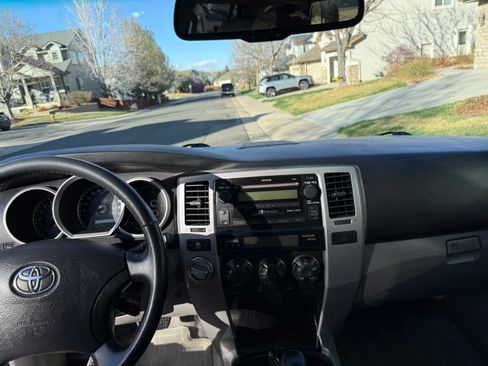 Used 2008 Toyota 4Runner Limited image 4