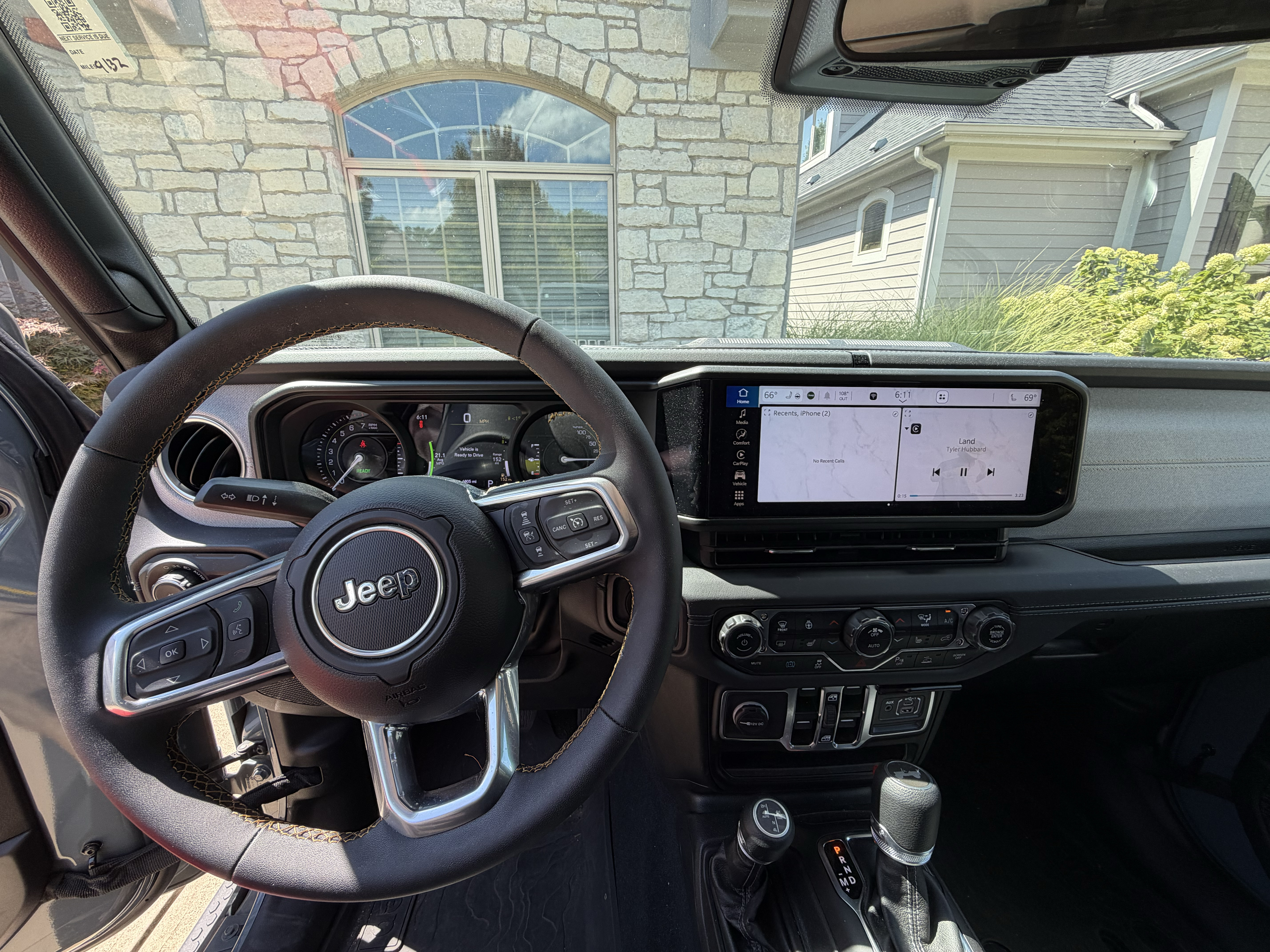 Used 2024 Jeep Wrangler Unlimited Sahara w/ Safety Group AWD/4WD image 11
