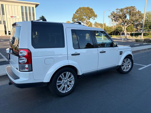 Used 2011 Land Rover LR4 HSE image 12