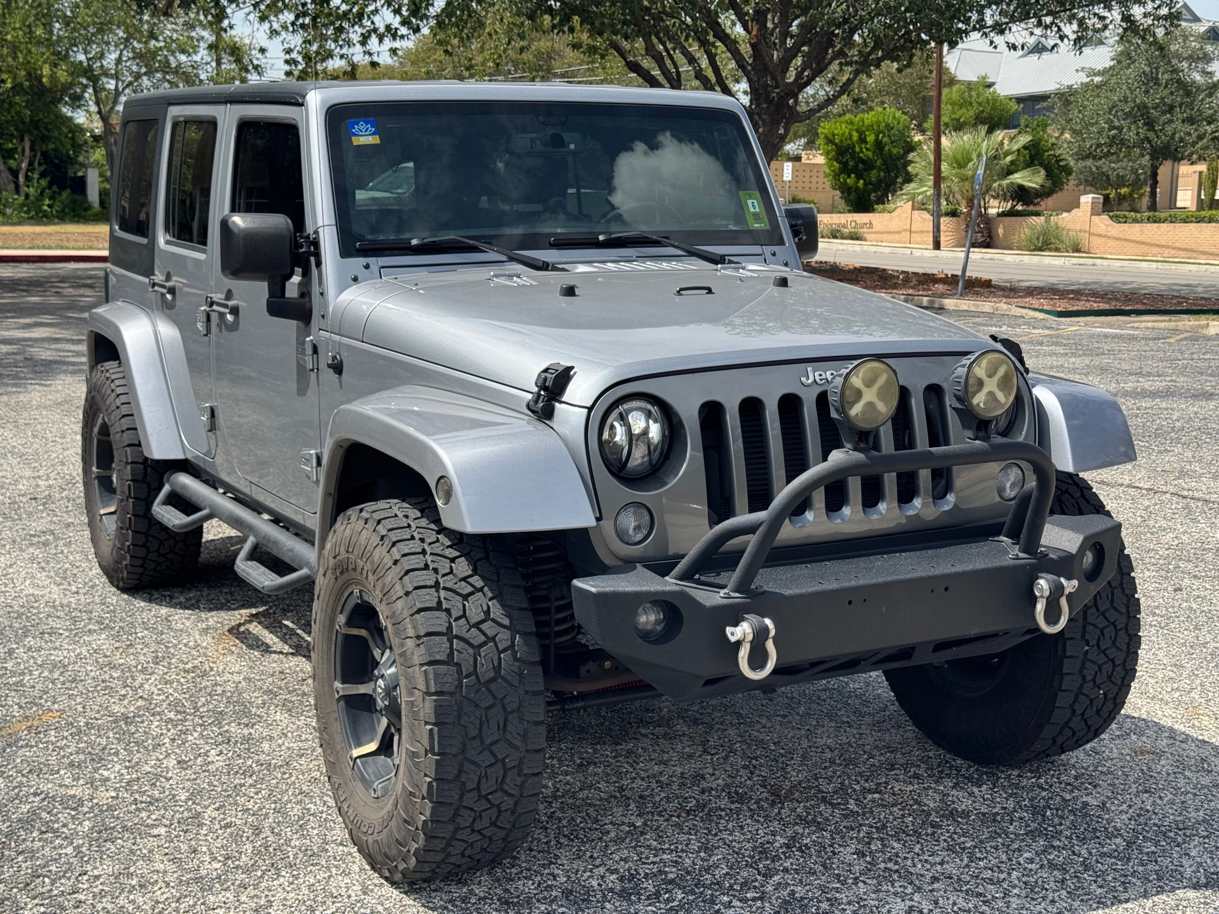 Used 2015 Jeep Wrangler Unlimited Sport AWD/4WD image 8