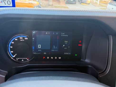 Used 2024 Ford Bronco Badlands image 10