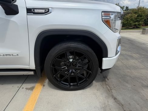 Used 2021 GMC Sierra 1500 Denali w/ Denali Ultimate Package AWD/4WD image 5