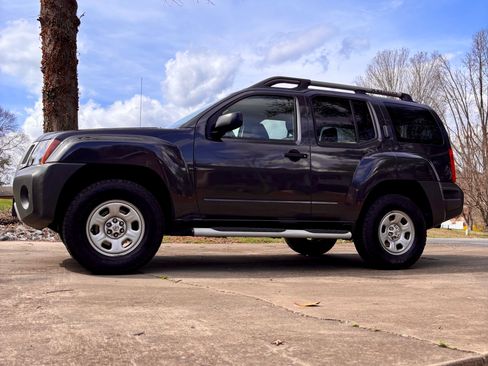 Used 2015 Nissan Xterra X w/ Nevada Tow Package image 13