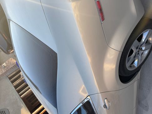 Used 2010 Chevrolet Malibu LT image 2