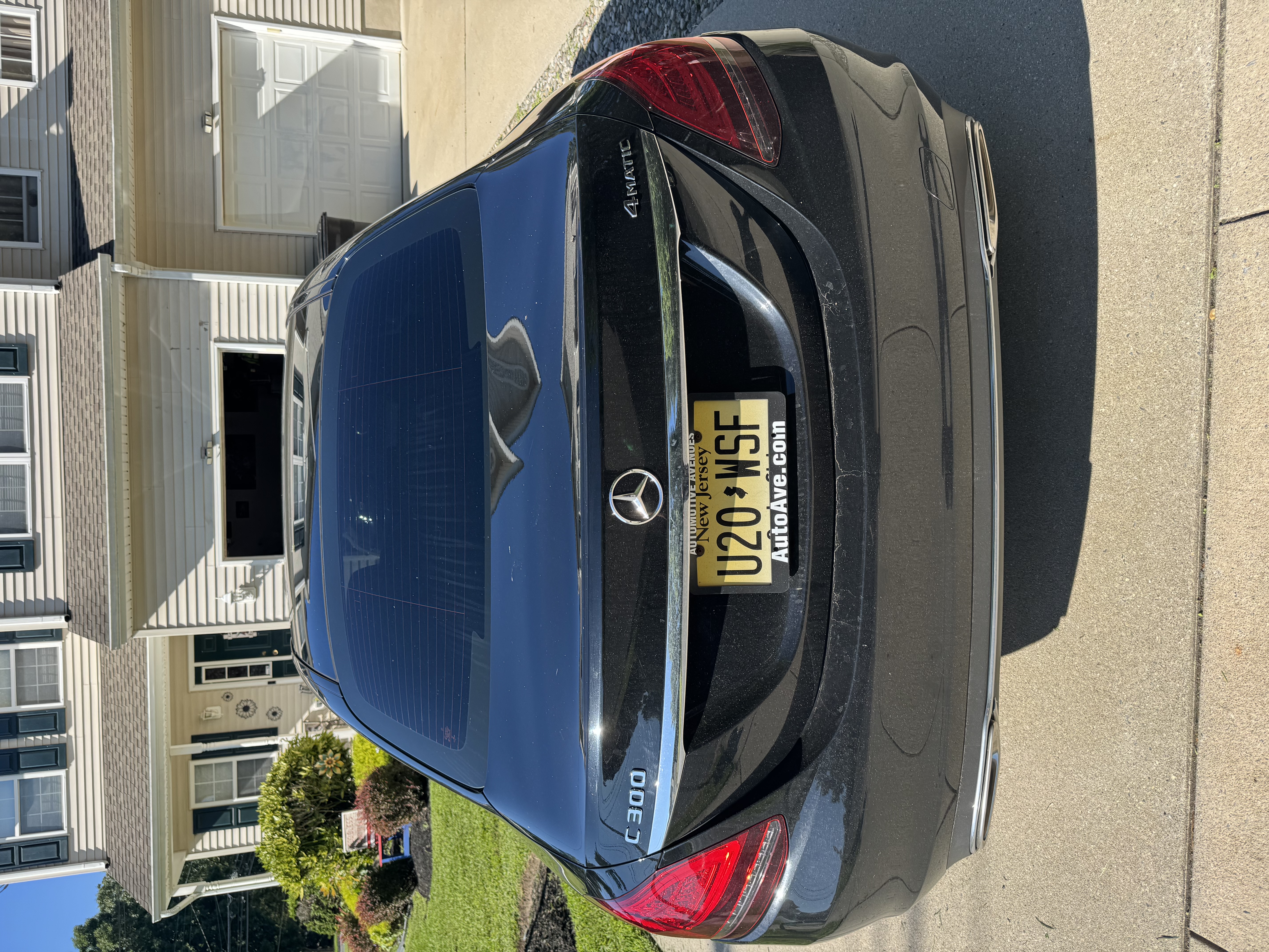 Used 2020 Mercedes-Benz C 300 4MATIC Sedan image 4