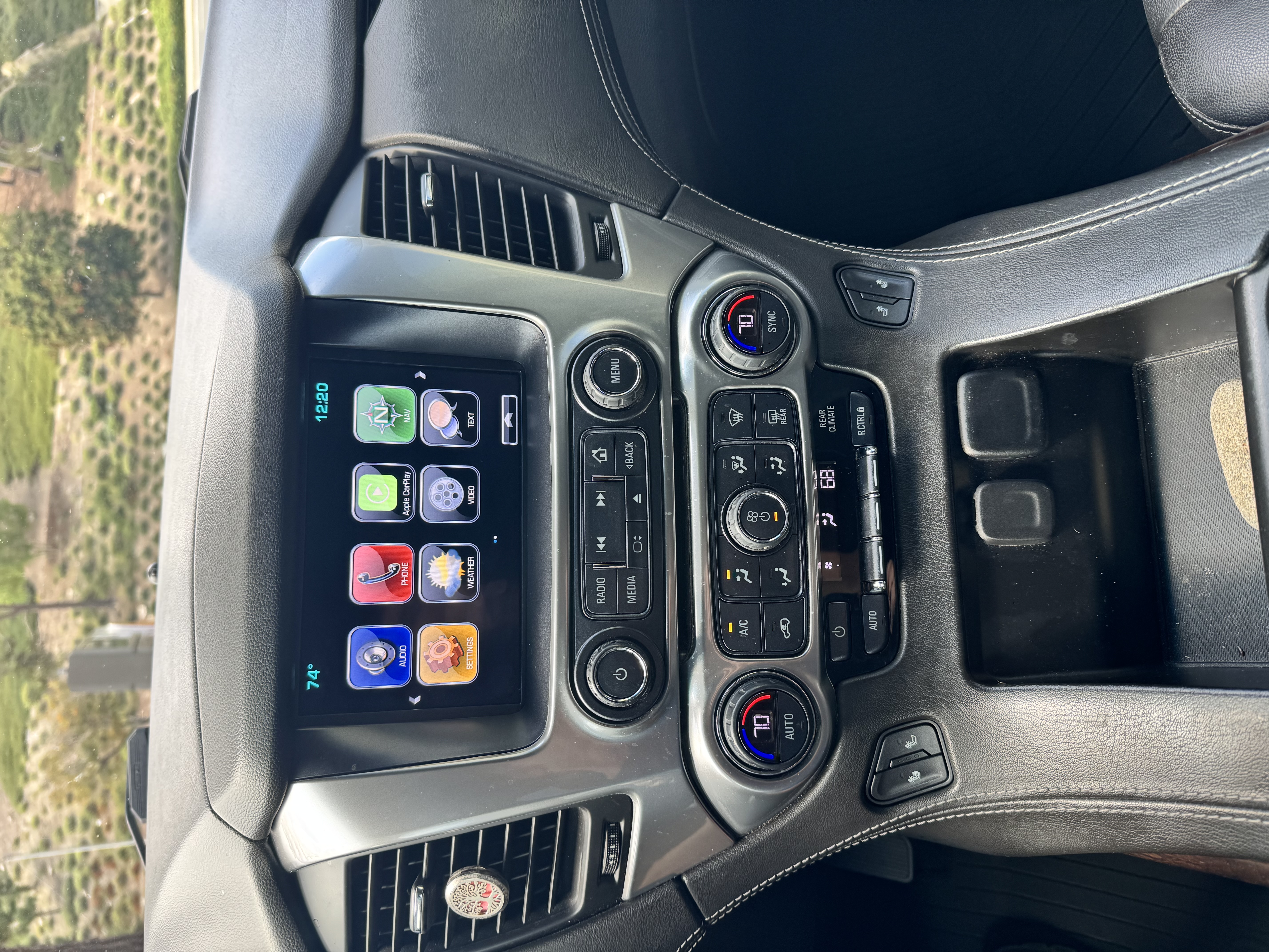 Used 2019 Chevrolet Tahoe LT AWD/4WD image 9