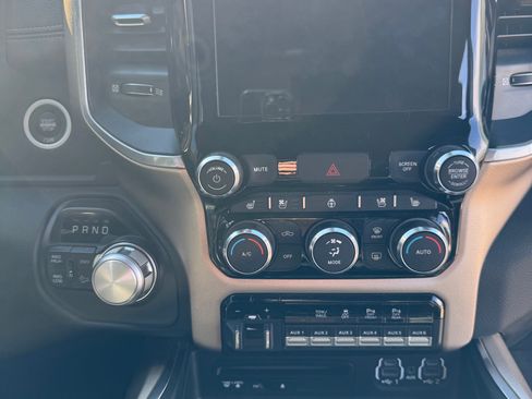 Used 2019 RAM 2500 Laramie image 24