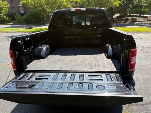 Used 2020 Ford F150 XLT w/ Equipment Group 302A Luxury AWD/4WD image 9