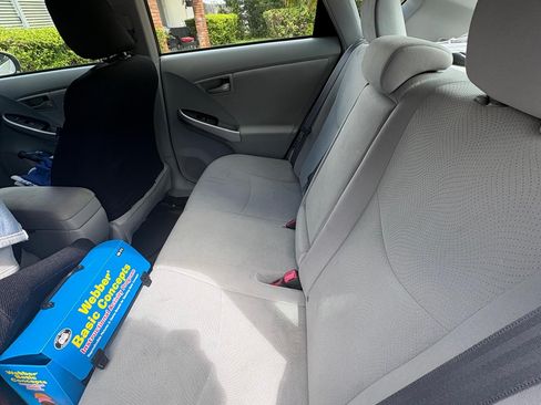 Used 2015 Toyota Prius Four image 6