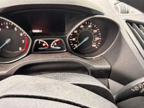 Used 2017 Ford Escape SE w/ Equipment Group 201A image 6