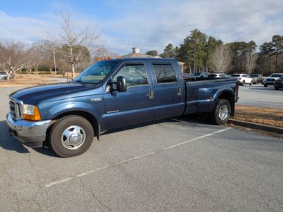 Used 2001 Ford F350 2WD Crew Cab DRW Super Duty