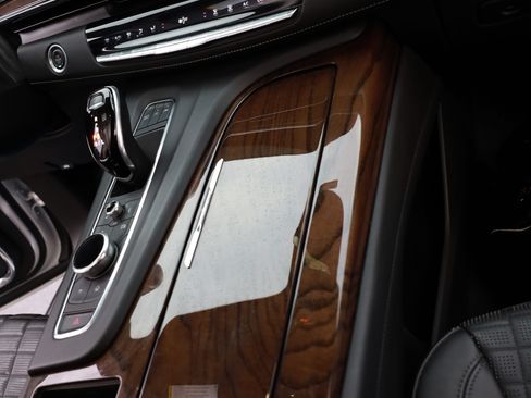 Used 2021 Cadillac Escalade ESV Sport Platinum image 30