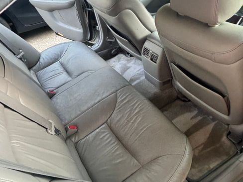 Used 2003 Lexus ES 330 w/ Premium Pkg FWD image 8
