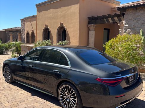 Used 2021 Mercedes-Benz S 580 S 580 4MATIC Sedan 4D w/ AMG Line image 6