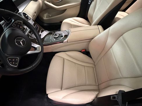 Used 2017 Mercedes-Benz C 300 Sedan image 15