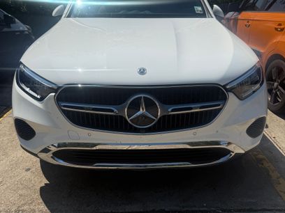 Used 2025 Mercedes-Benz GLC 300