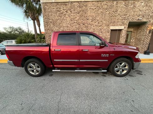 Used 2015 RAM 1500 Big Horn image 2