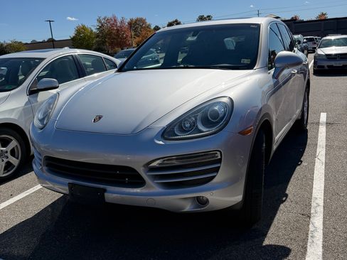 Used 2013 Porsche Cayenne image 8