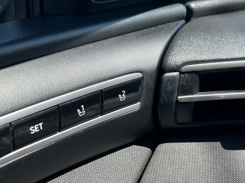 Used 2022 Hyundai Tucson Limited w/ Cargo Package FWD image 18