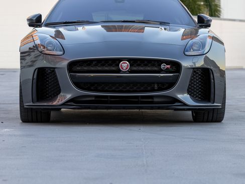 Used 2017 Jaguar F-TYPE SVR image 2
