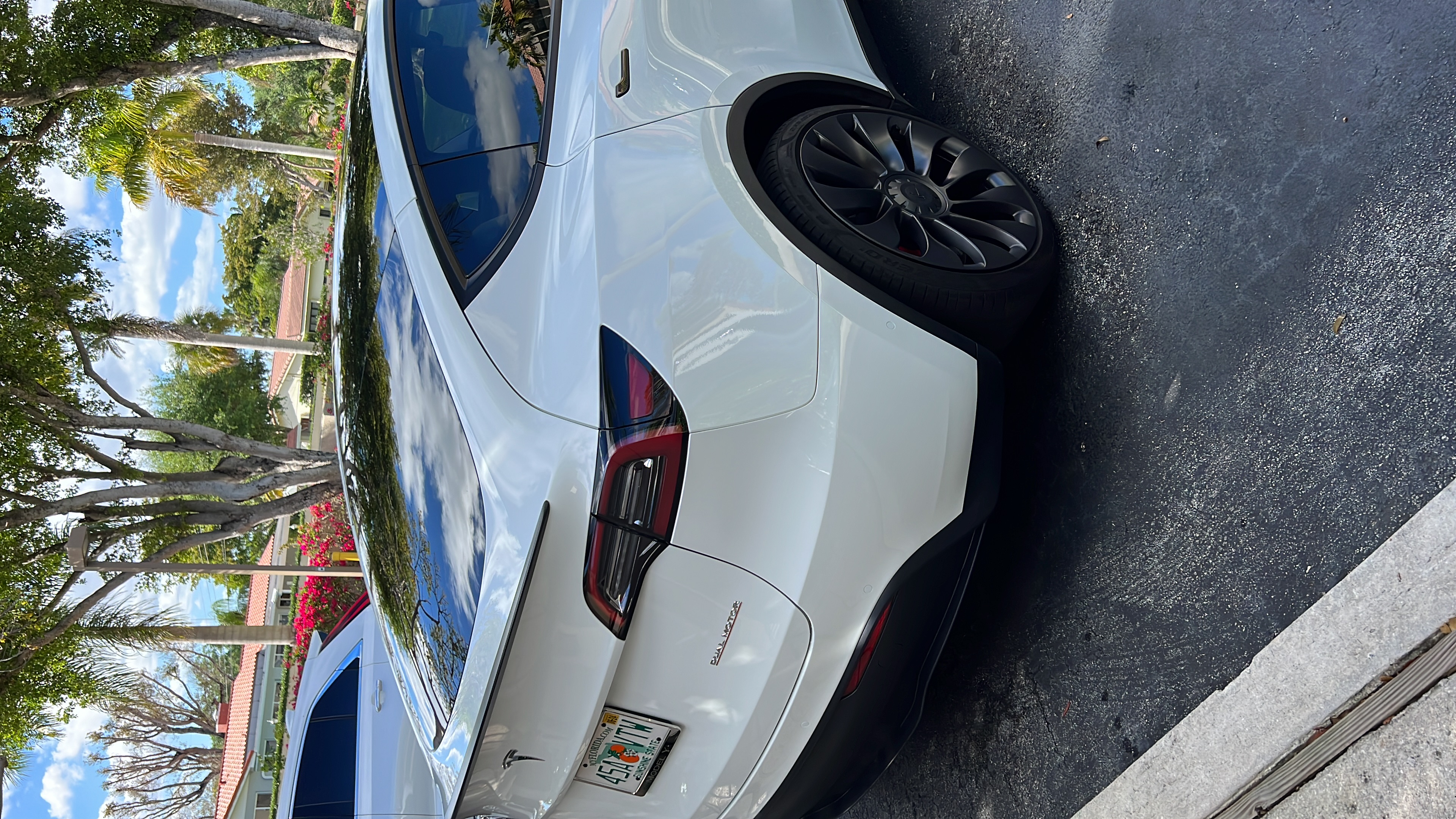 Used 2022 Tesla Model Y Performance AWD/4WD image 5