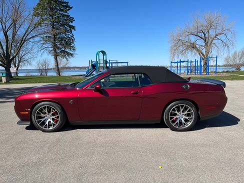Used 2022 Dodge Challenger SRT Hellcat Redeye RWD image 2