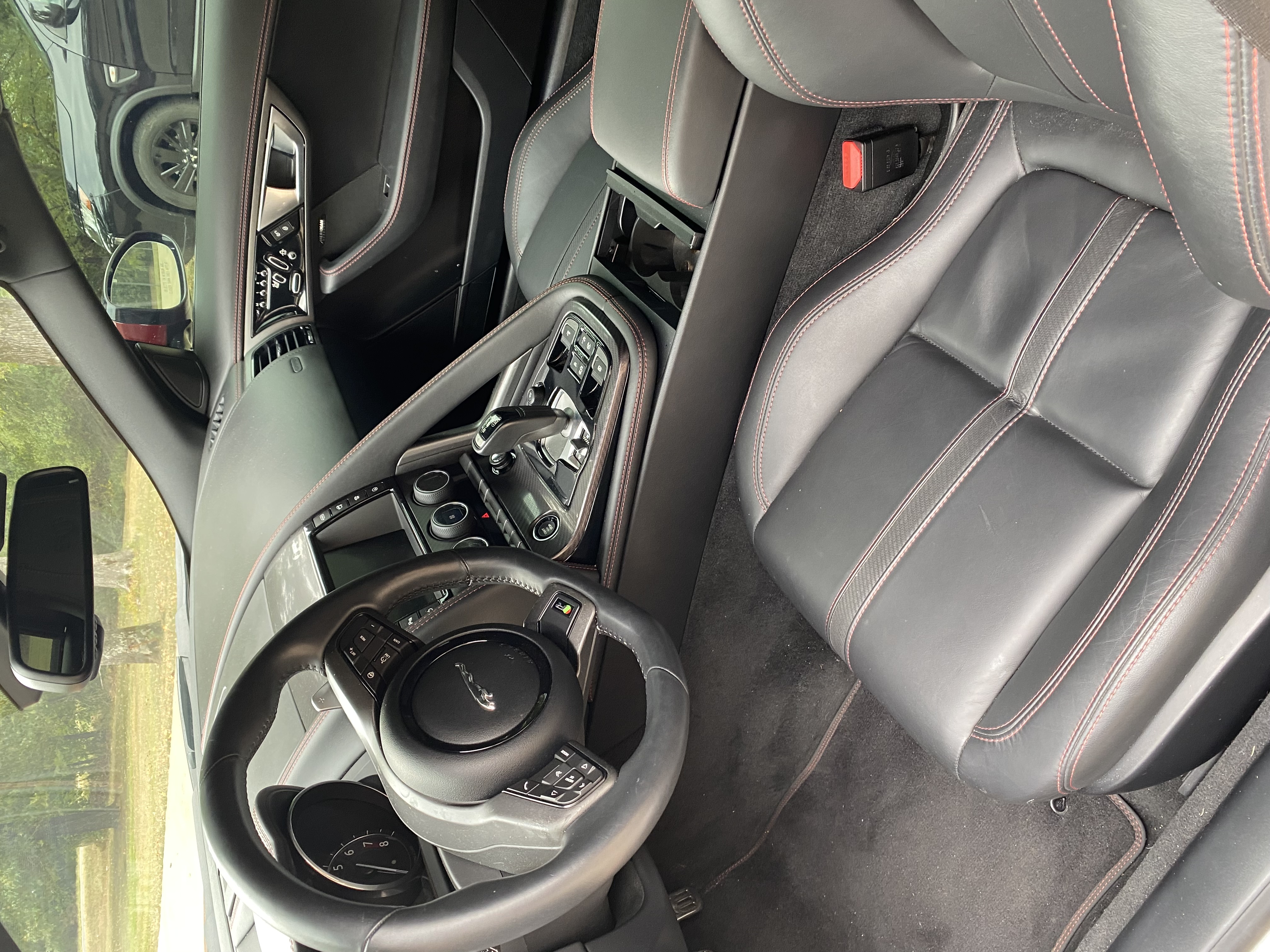 Used 2016 Jaguar F-TYPE R AWD/4WD image 5