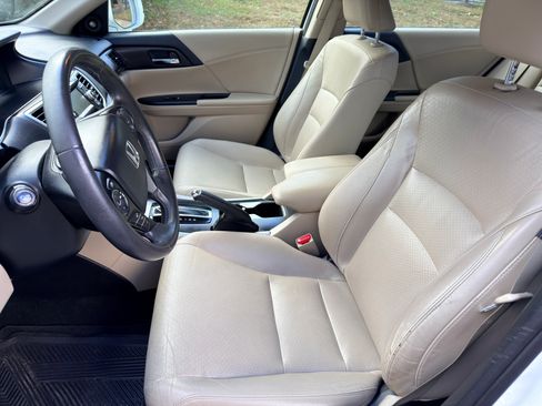 Used 2013 Honda Accord EX-L image 6