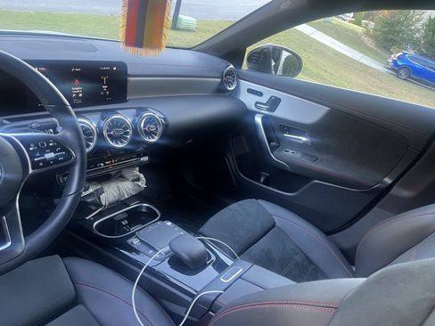 Used 2023 Mercedes-Benz CLA 250 4MATIC image 14