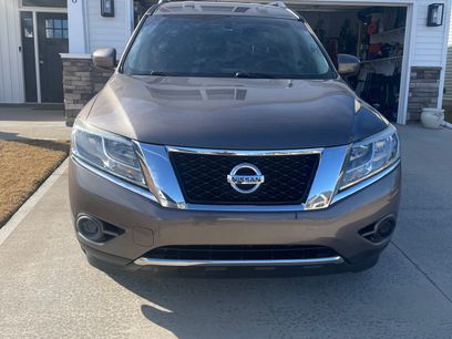 Used 2013 Nissan Pathfinder SV