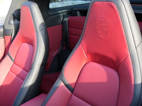 Used 2025 Porsche 911 Targa 4 GTS image 29