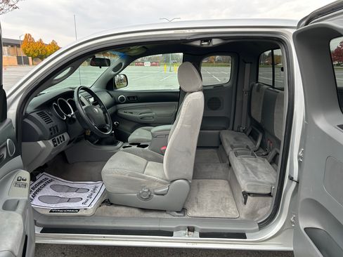 Used 2008 Toyota Tacoma 4x4 Access Cab V6 image 6