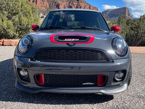 Used 2013 MINI Cooper John Cooper Works FWD image 2