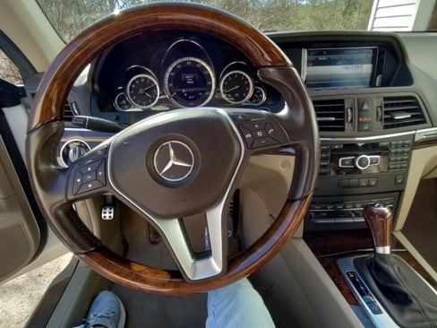 Used 2013 Mercedes-Benz E 350 Coupe image 4