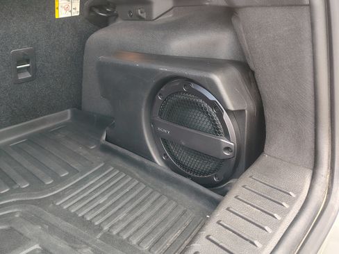 Used 2017 Ford Focus Titanium image 9