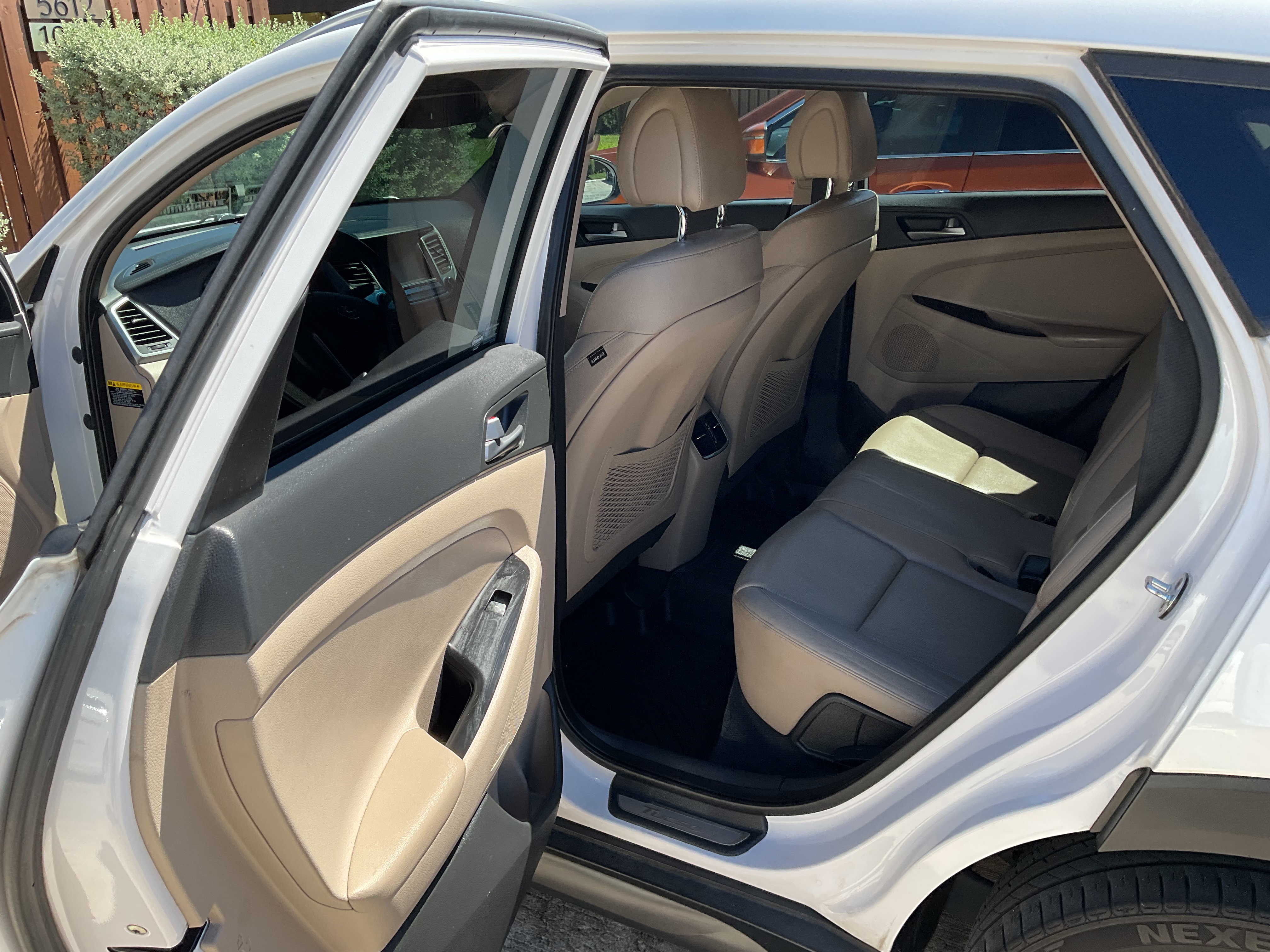 Used 2016 Hyundai Tucson Limited FWD image 11