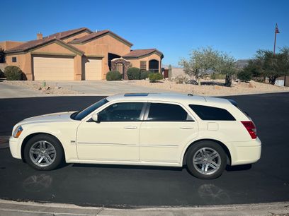 Used 2005 Dodge Magnum R/T w/ Convenience Group II