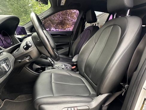 Used 2021 BMW X1 xDrive28i w/ Convenience Package image 13